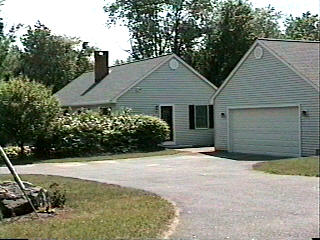 Building photograph for 19 SUNNY RIDGE RD
